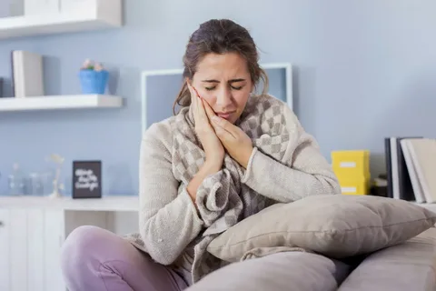 Quick Diagnosis and Treatment to Stop the Toothache